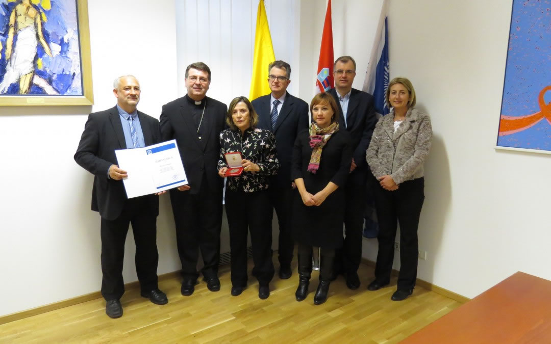 Dr. sc. Esther Gitman dobitnica medalje za posebne zasluge u širenju istine o blaženom kard. Alojziju Stepincu