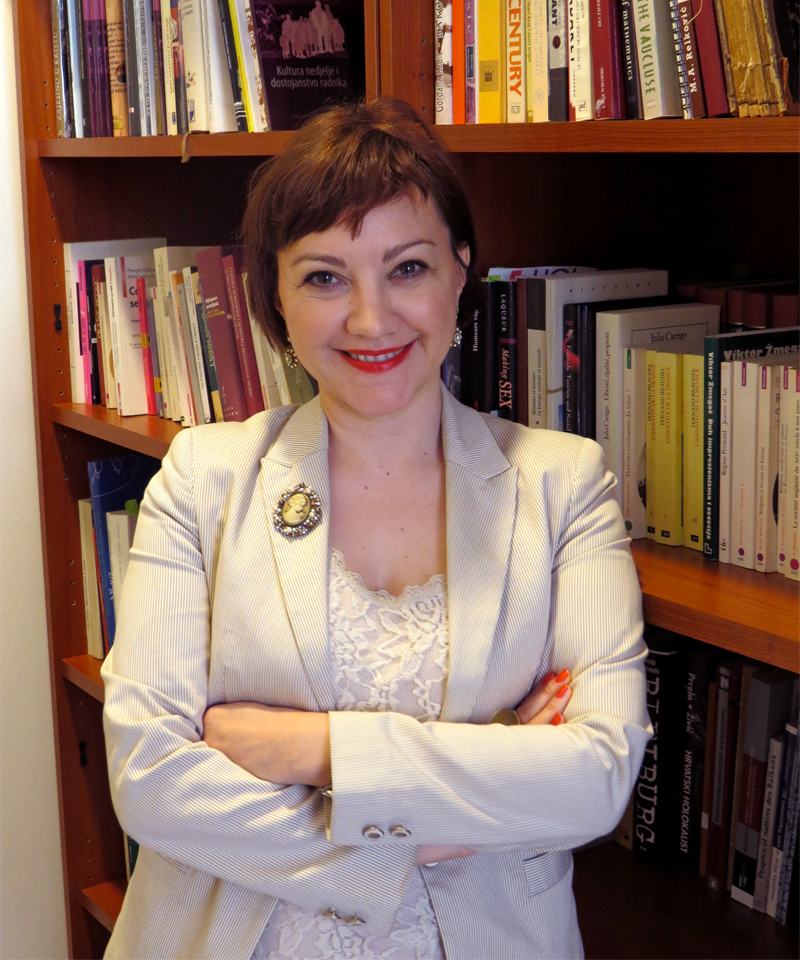 ines sabotič